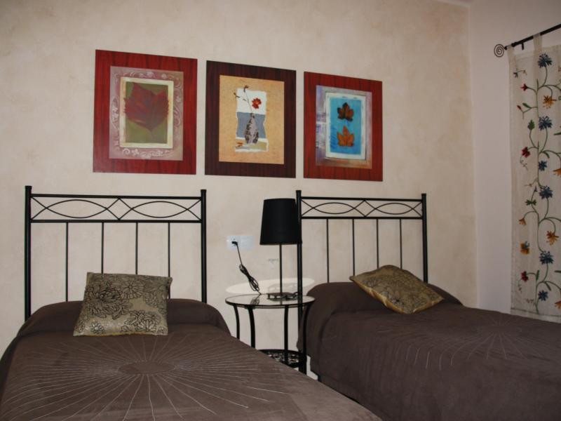 Hostal Rte. Elena Fuentes de Ebro Chambre photo