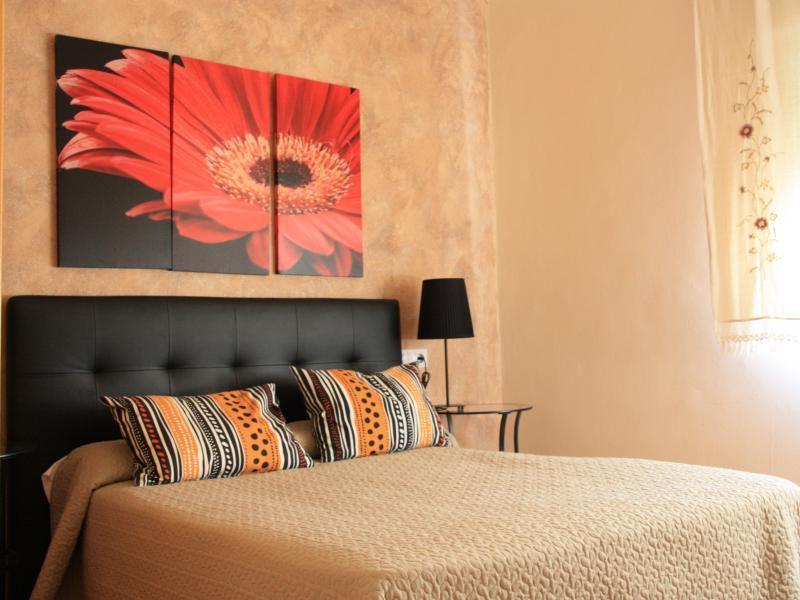 Hostal Rte. Elena Fuentes de Ebro Chambre photo