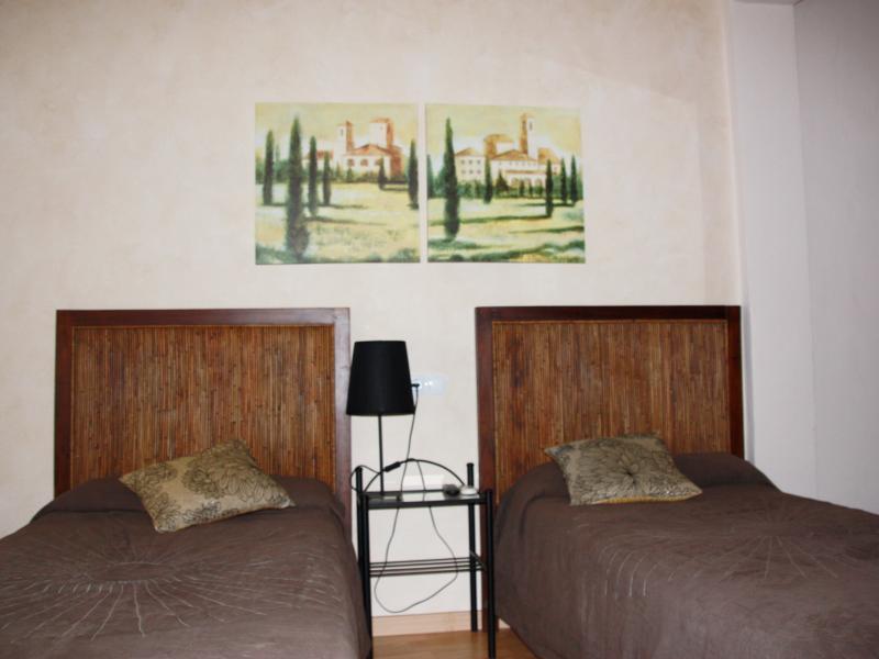 Hostal Rte. Elena Fuentes de Ebro Chambre photo